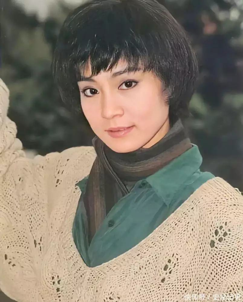 卸妆前后的天使,卸妆前她是女神,卸妆后她变成了普通人