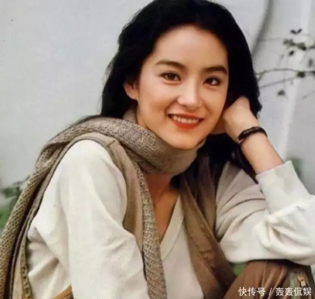 宝格丽在中国只道歉,网友一致骂她为了赚钱,明星代言人集体隐身
