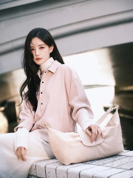 郑智化风波反转，网友呼吁封杀，官媒、作家力挺郑智化都被打脸