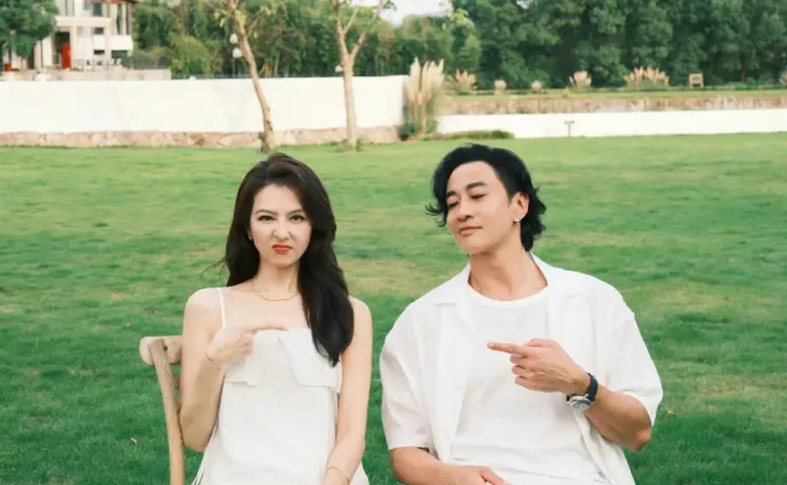 请年假谈恋爱，这部史上性缩力最强的恋综绝了