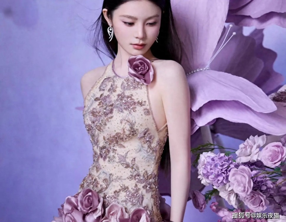 俄罗斯抛售黄金背后：财政困局与战争消耗的深度解析