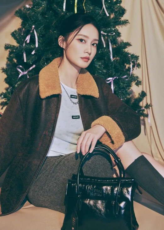 考古 | 朱亚文和小18岁女演员CP太圈粉！他不愧是娱乐圈行走的超级荷尔蒙！